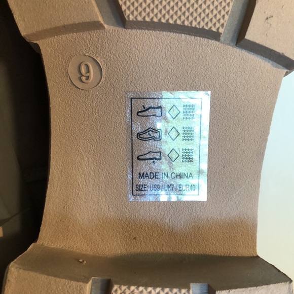 Qupid Beige Chunky Lug Sole Platform Elastic Sock Ankle Bootie Boots wom… - Picture 8 of 8